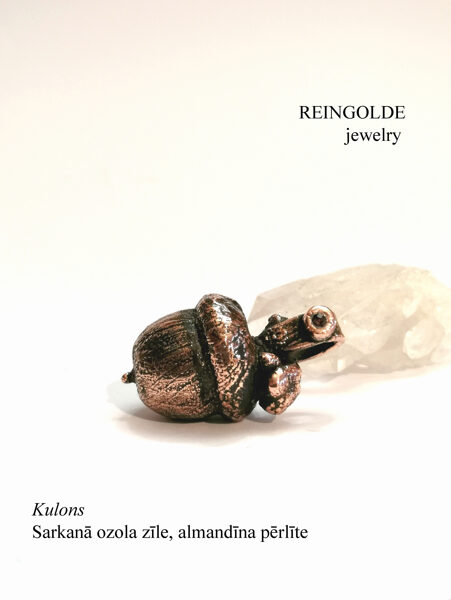 Kulons - sarkanā ozola zīle, almandīna pērlīte